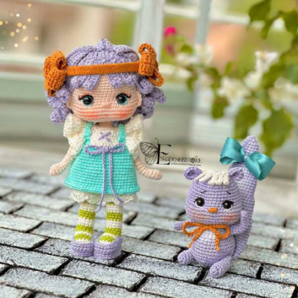 Куклы. Кукла и зверёк